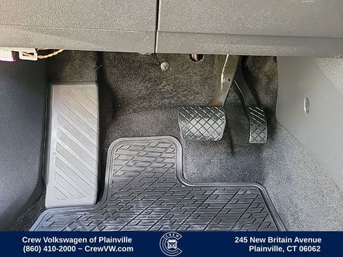 Used 2019 Volkswagen Tiguan SE AWD/4WD image 40