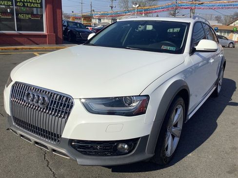 Used 2013 Audi A4 Premium Plus w/ Premium Plus Pkg AWD/4WD image 3