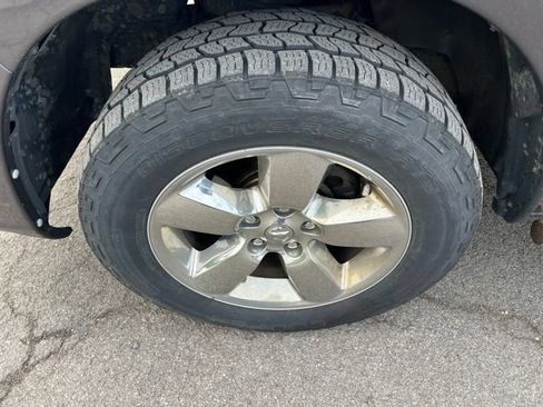 Used 2018 RAM 1500 Express w/ Express Value Package AWD/4WD image 8