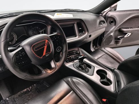 Used 2023 Dodge Challenger SXT w/ Blacktop Package image 10