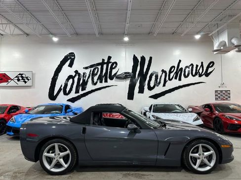 Used 2013 Chevrolet Corvette Convertible image 9