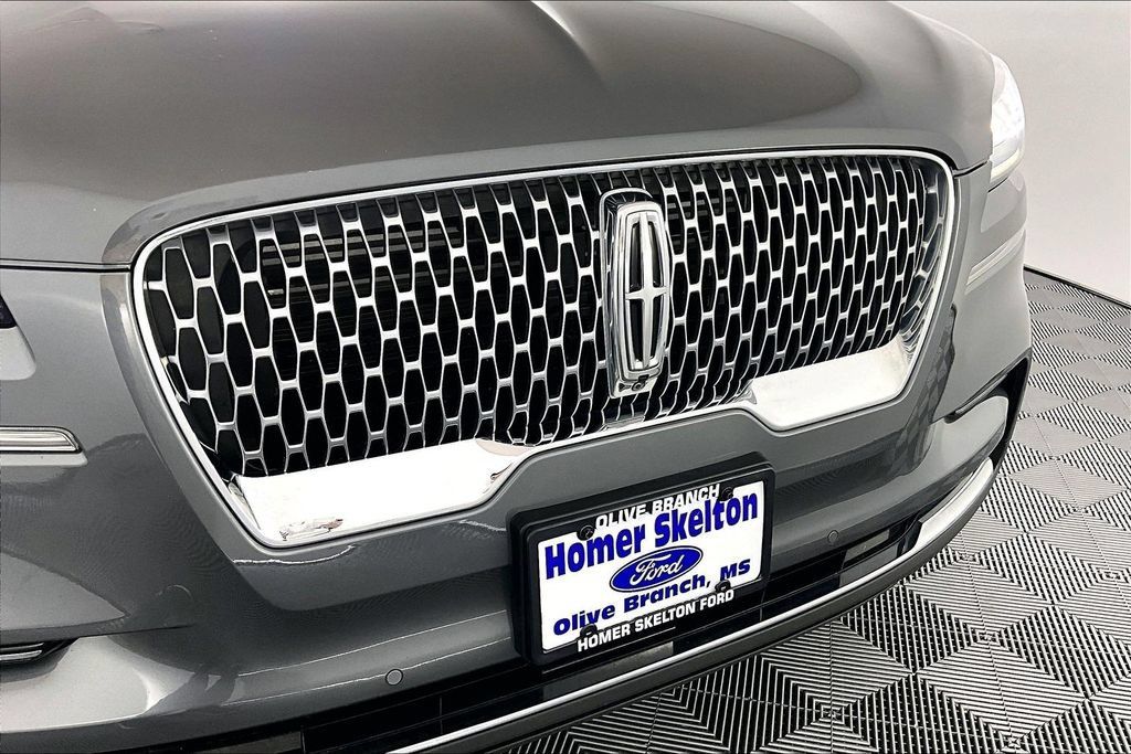 Used 2023 Lincoln Aviator Reserve w/ Equipment Group 201A AWD/4WD image 31