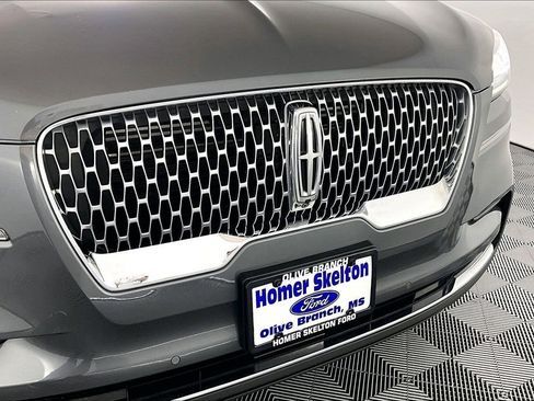 Used 2023 Lincoln Aviator Reserve w/ Equipment Group 201A AWD/4WD image 31