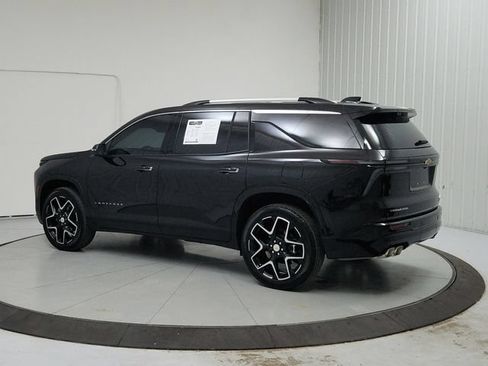Used 2026 Chevrolet Traverse High Country FWD image 5