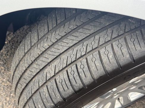 Used 2012 Cadillac CTS Premium image 21