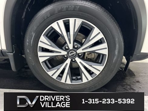 Used 2023 Nissan Rogue SV w/ SV Premium B Package AWD/4WD image 8