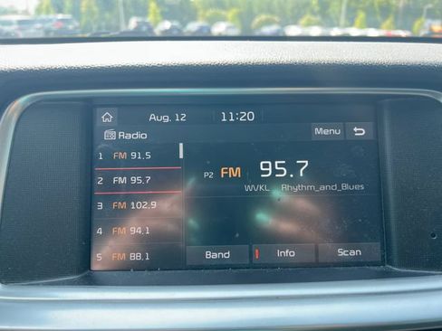 Used 2020 Kia Optima S FWD image 20