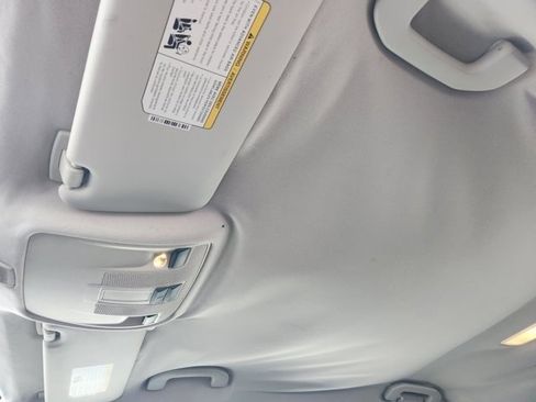 Used 2018 INFINITI QX30 image 24