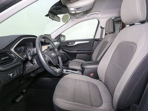 Used 2022 Ford Escape SE w/ Cold Weather Package FWD image 35