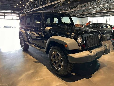 Used 2018 Jeep Wrangler Unlimited Sport S image 7