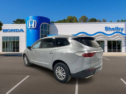 Used 2024 Buick Enclave Premium image 6