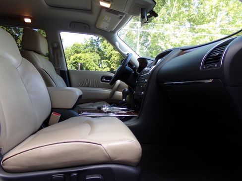 Used 2018 Nissan Armada Platinum w/ Captain Seat Package RWD image 33