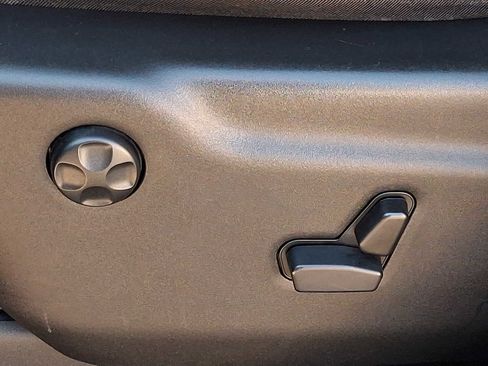 Used 2020 Jeep Grand Cherokee High Altitude image 28