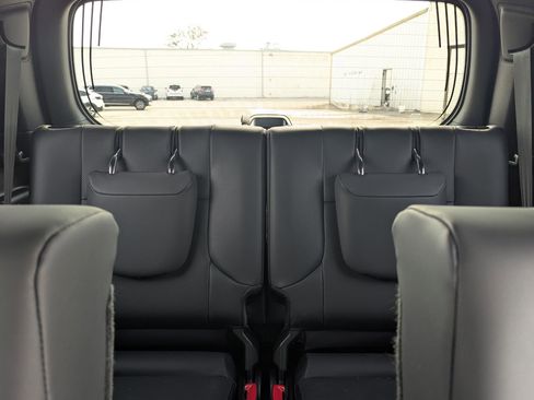 Used 2021 Lexus GX 460 Premium image 17