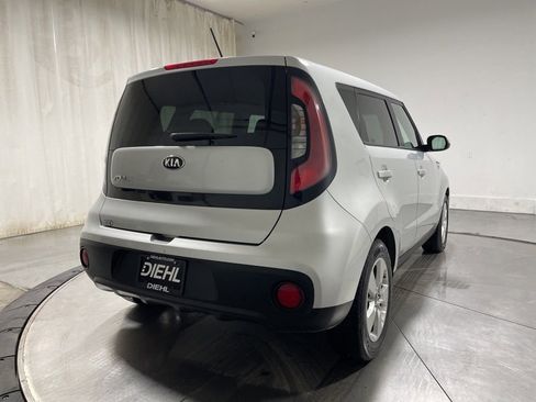 Certified 2017 Kia Soul image 7