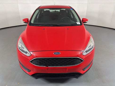 Used 2016 Ford Focus SE w/ Reverse Sensing Package image 3