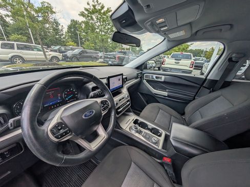 Certified 2023 Ford Explorer XLT AWD/4WD image 17