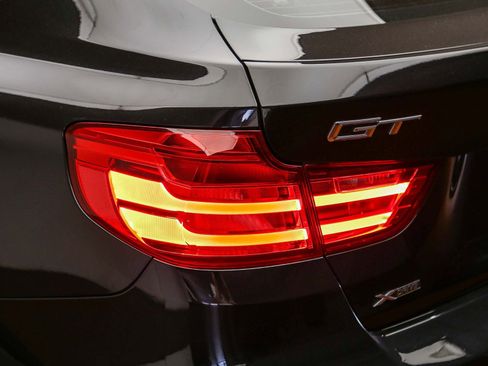Used 2016 BMW 328i Gran Turismo xDrive AWD/4WD image 12