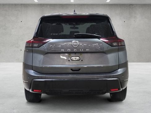 Used 2025 Nissan Rogue SV FWD image 15