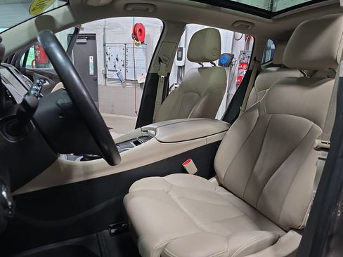 Used 2019 Buick Envision Premium w/ Driver Confidence Package AWD/4WD image 15