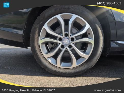 Used 2015 Mercedes-Benz C 300 4MATIC Sedan image 33