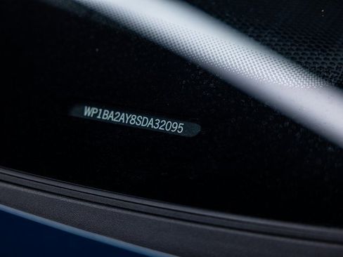 Certified 2025 Porsche Cayenne Coupe image 54