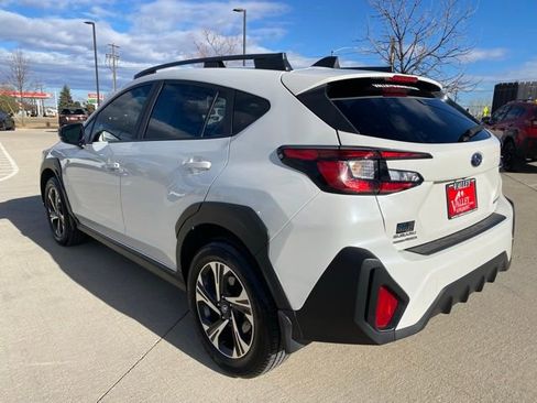 Certified 2025 Subaru Crosstrek 2.0i Premium image 3