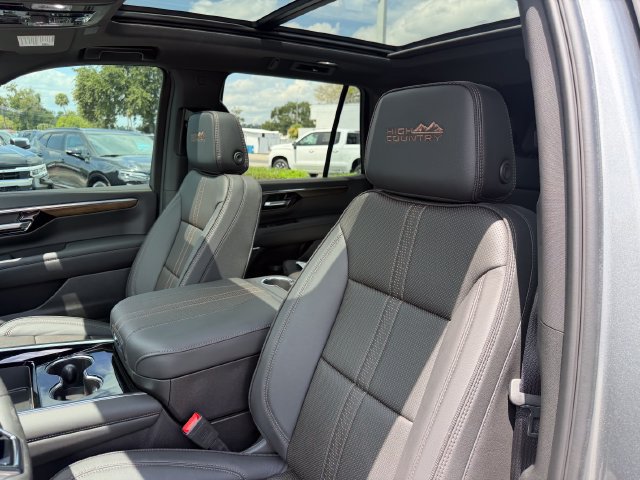 New 2026 Chevrolet Tahoe High Country AWD/4WD image 21