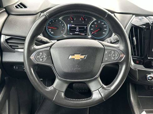Used 2019 Chevrolet Traverse LT image 19