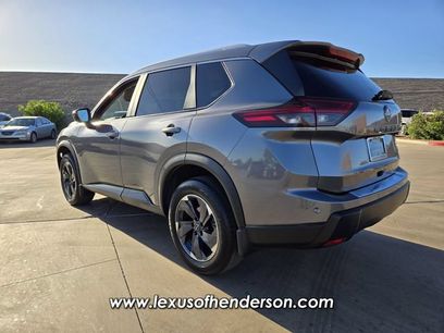 Used 2025 Nissan Rogue SV w/ SV Premium Package