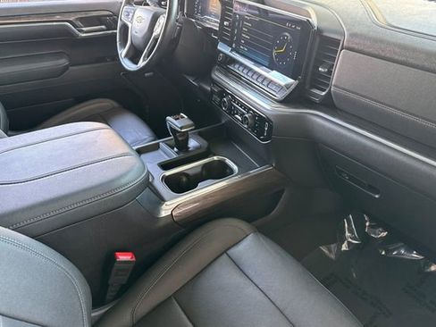 Used 2023 Chevrolet Silverado 1500 LTZ w/ LTZ Premium Package image 15