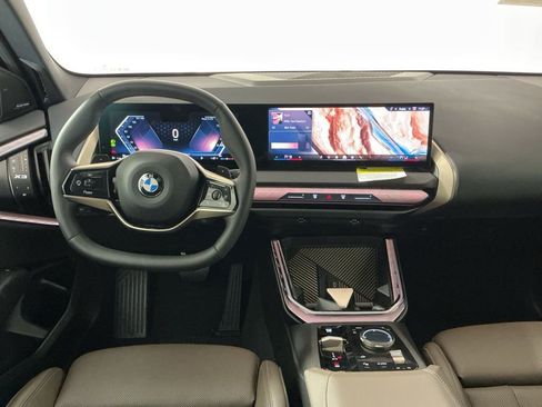 Certified 2025 BMW X3 xDrive30 w/ Convenience Package AWD/4WD image 9