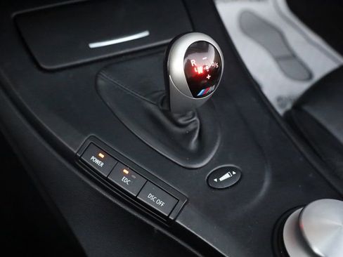 Used 2008 BMW M3 Convertible w/ Technology Pkg image 33