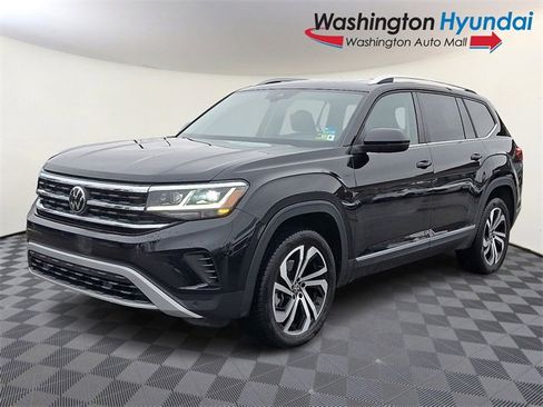 Used 2023 Volkswagen Atlas SEL image 3