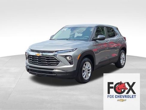 Used 2025 Chevrolet TrailBlazer LS w/ LS Convenience Package FWD image 1