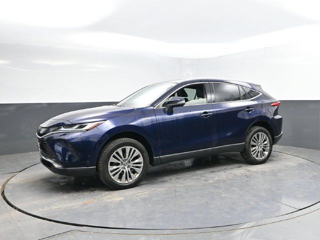 Used 2021 Toyota Venza XLE w/ Softex Package AWD/4WD image 7