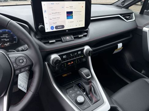 Certified 2025 Toyota RAV4 XSE image 18