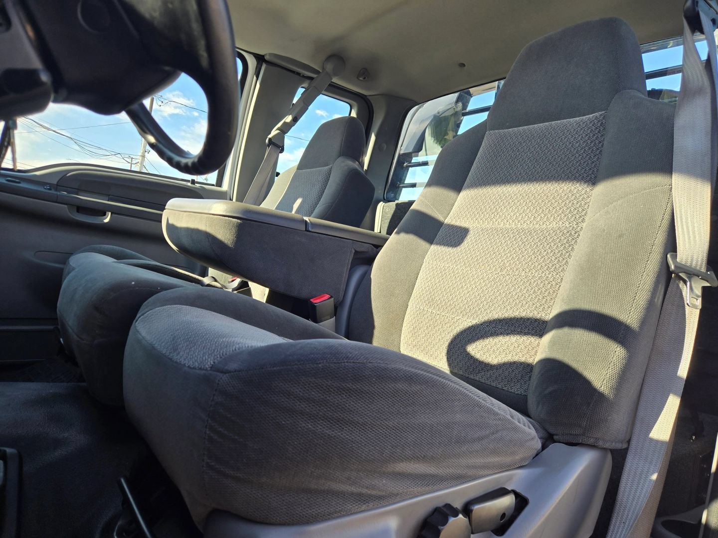 Used 2003 Ford F350 XL AWD/4WD image 10
