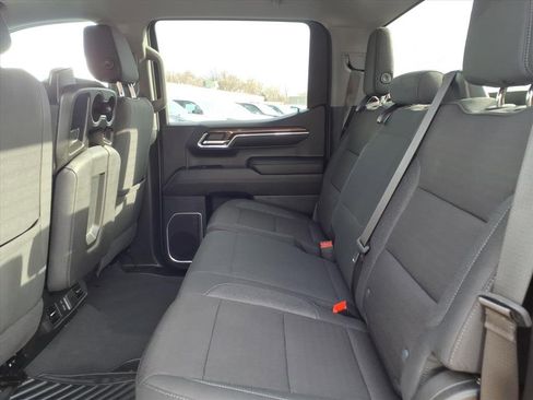 Used 2024 Chevrolet Silverado 1500 LT image 20