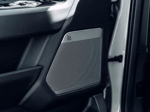 New 2026 Ford F250 Lariat w/ Black Appearance Package image 19