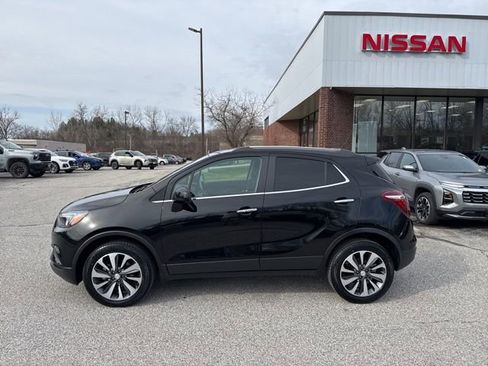 Used 2022 Buick Encore Preferred w/ Safety Package AWD/4WD image 36
