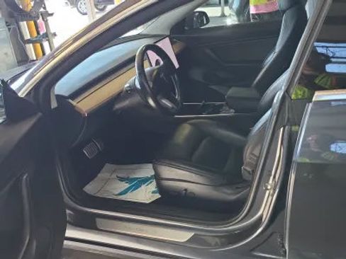 Used 2018 Tesla Model 3 Performance AWD/4WD image 7