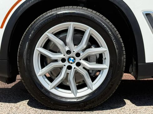 Used 2020 BMW X5 xDrive40i w/ Convenience Package image 26
