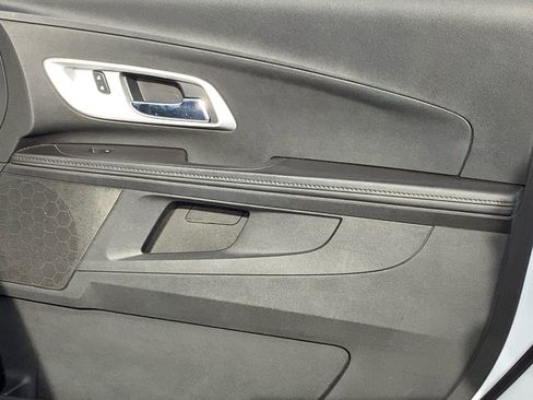 Used 2014 Chevrolet Equinox LS image 15