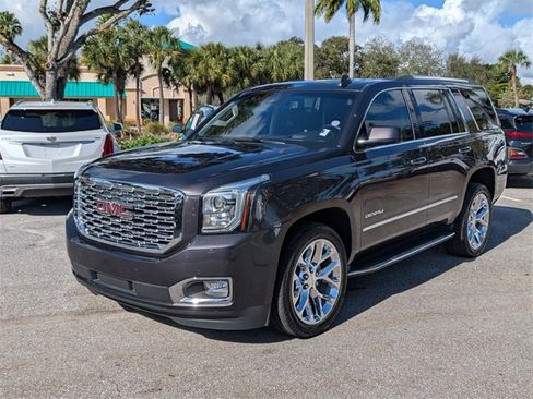Used 2018 GMC Yukon Denali w/ Open Road Package image 3