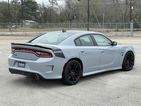 Used 2022 Dodge Charger Scat Pack w/ Daytona Edition Group image 7