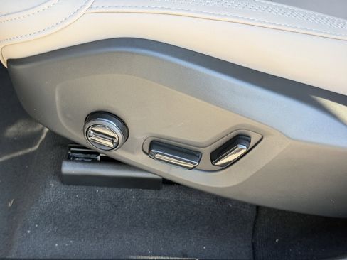 New 2026 Volvo XC60 B5 Plus w/ Protection Package image 19