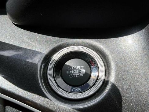 Used 2023 Jeep Grand Cherokee Altitude AWD/4WD image 26