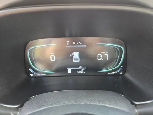Used 2024 Kia Soul LX FWD image 34