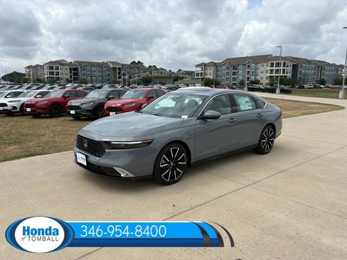 New 2026 Honda Accord Hybrid Touring image 3